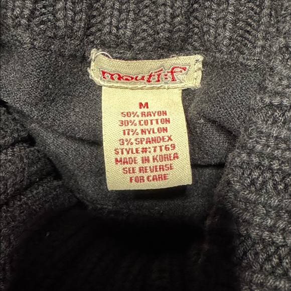 Black Off the Shoulders Long-sleeve Sweater - Picture 4 of 5